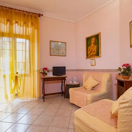 Il Tufo Rosa 3* 피틸리아노